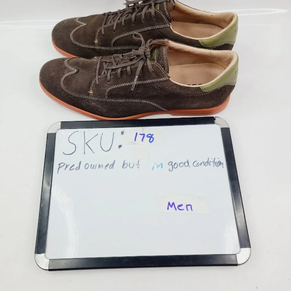 Fossil men brown